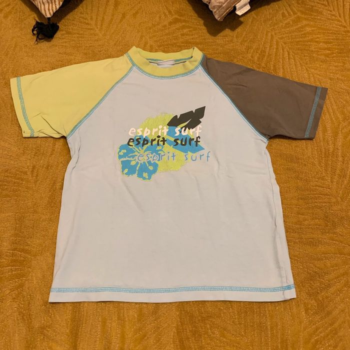 Tee-shirt taille 7ans