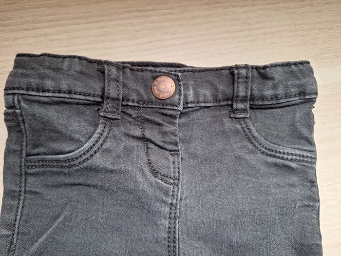 Jeans - Kiabi - 6mois - 63-69cm - 8kg - photo numéro 2