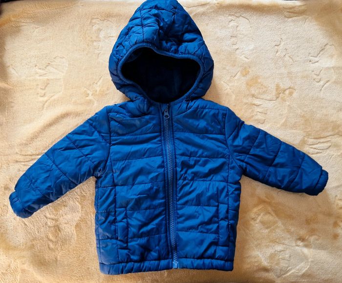 Doudoune bleu bébé taille 12 mois