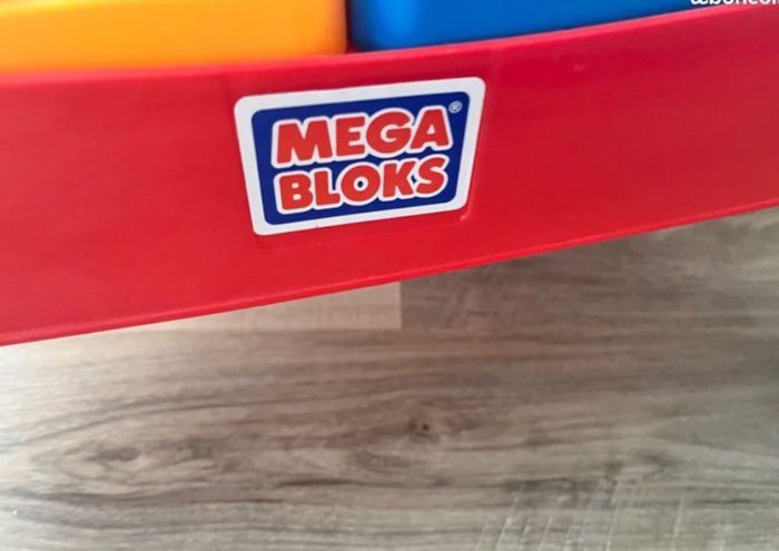 Table d'activité mega Block - photo numéro 3
