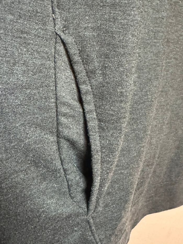 Under Armour sweater - photo numéro 3