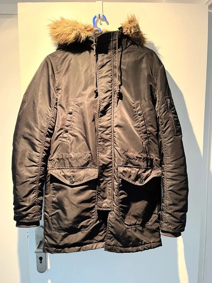 🤩 magnifique et comme neuve  parka homme Jack & Jones S/M noire avec capuche amovible