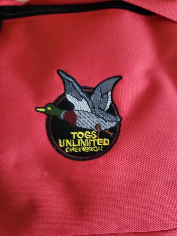 Pochette chevignon rouge. Neuve - photo numéro 5