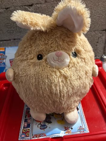 Grosse peluche boule