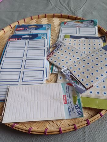 Lot étiquettes pour cahier