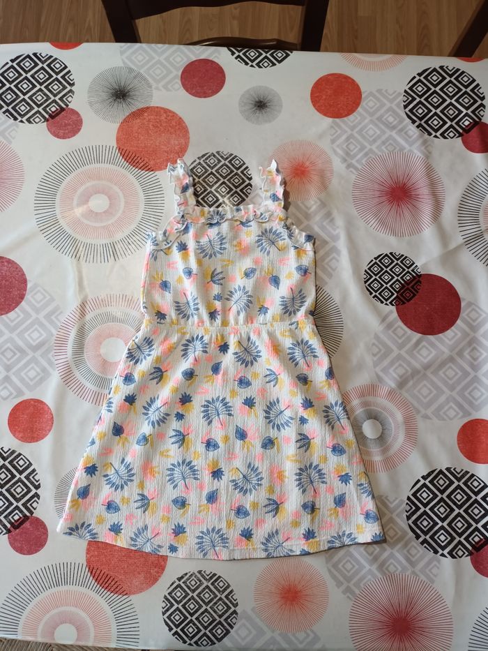 Lot 4 robes 🌴 taille 4 ans - photo numéro 4