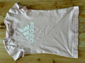 T-shirt Adidas (Taille 13-14 ans / 164 ans)