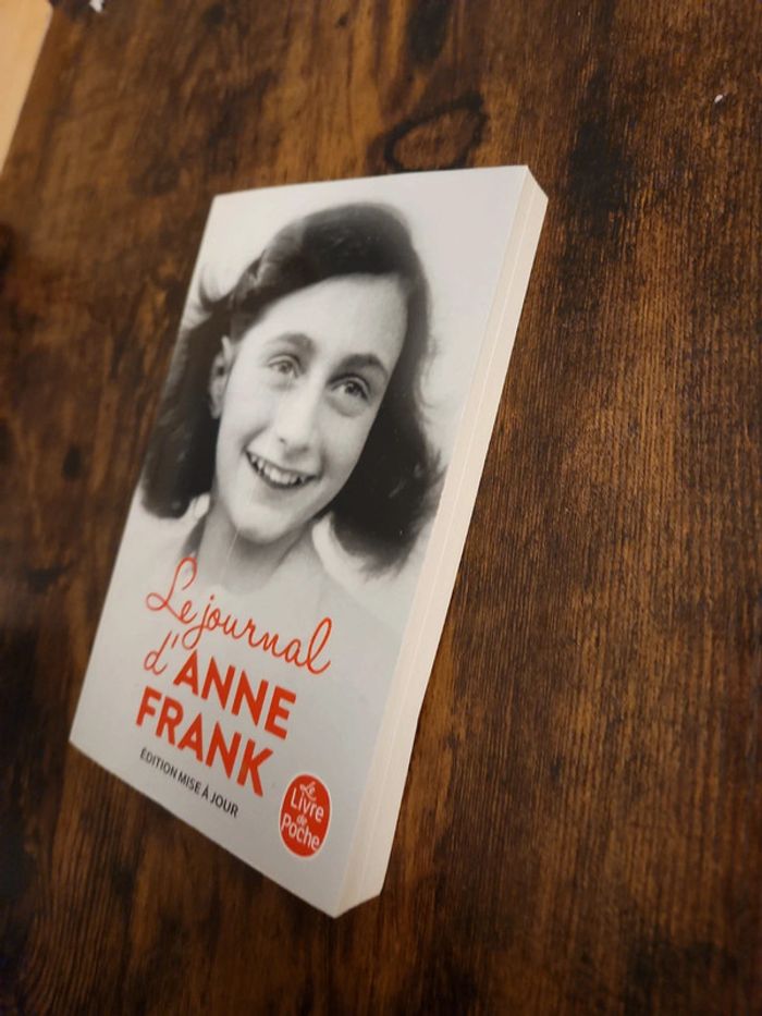 Livre : Le journal d'Anne Frank - photo numéro 3