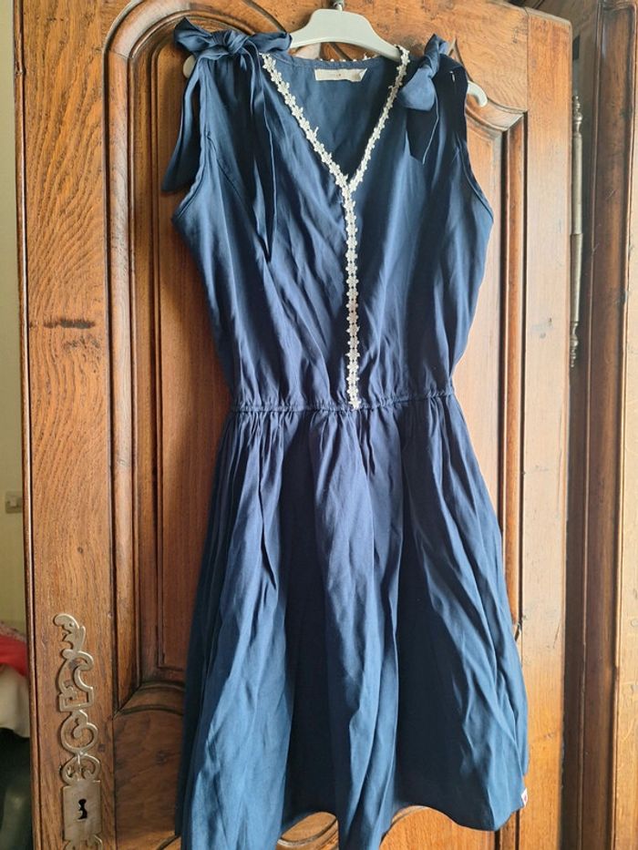 Robe bleu fleurs