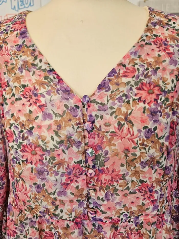 Robe fleurie 🌸 Mango 38 #lora11femme38 - photo numéro 7