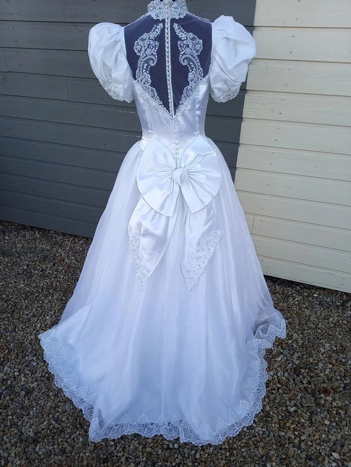 robe de mariée vintage taille 36/38/40 - photo numéro 2