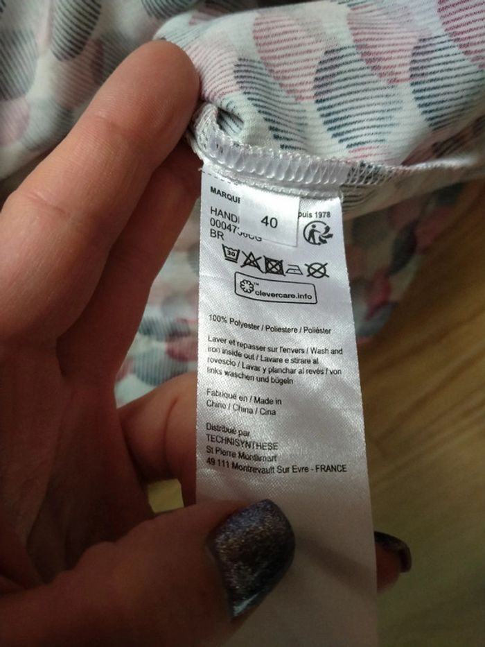 Haut manches longues TBS . Femme.
Neuf.
Taille 40 - photo numéro 11