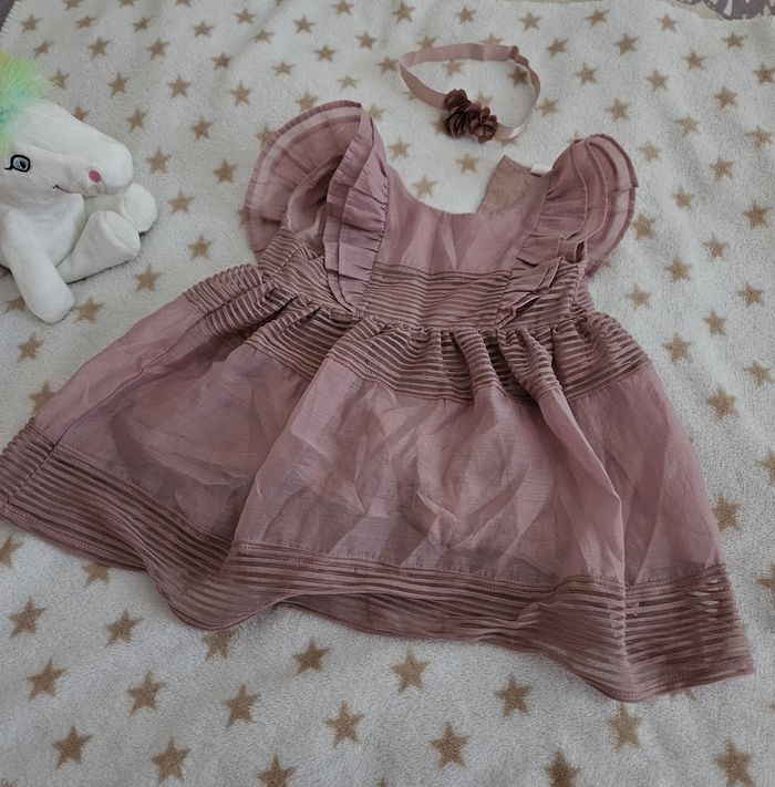 Robe de cérémonie + bandeau  fille 9-12 mois - photo numéro 2