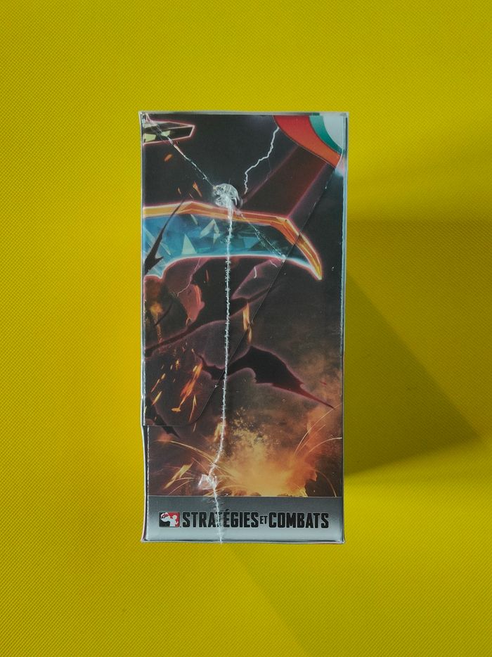 Kit AP avant première  pokémon ev3 flammes obsidiennes - photo numéro 2