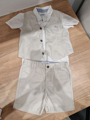 Ensemble cérémonie 18 mois neuf