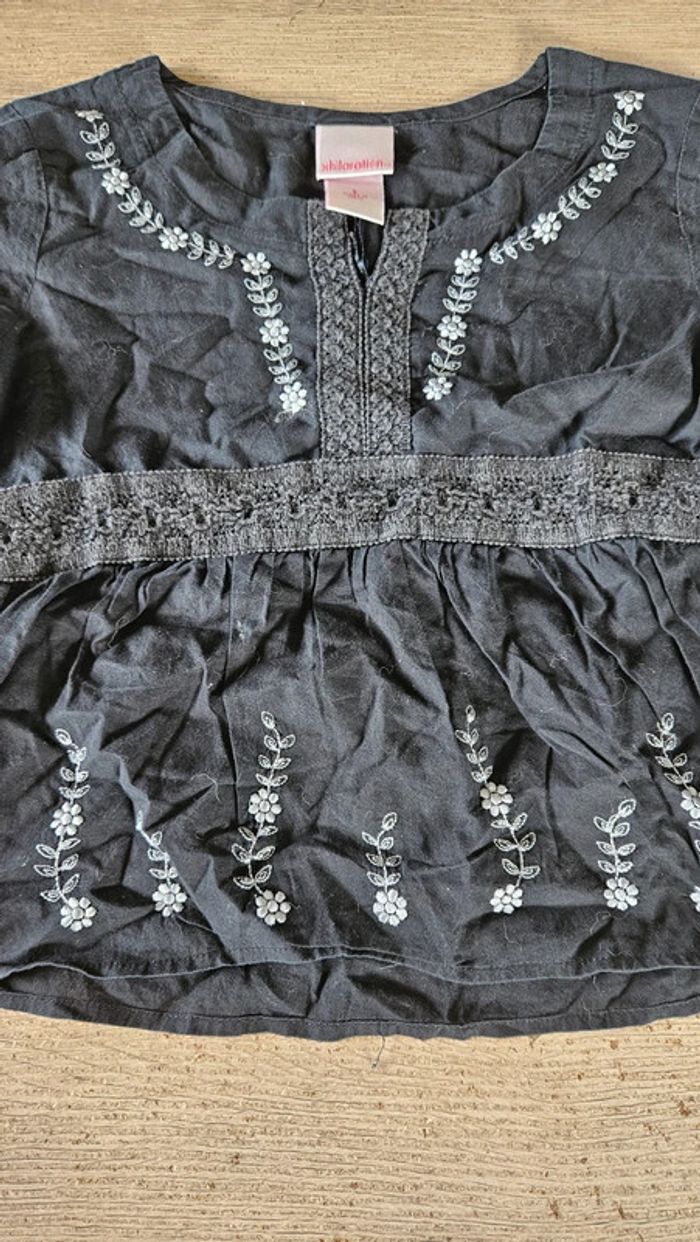 Blouse à manches longues larges, noire avec broderie blanche, Xhilaration, S (4/5 ans), nickel - photo numéro 4