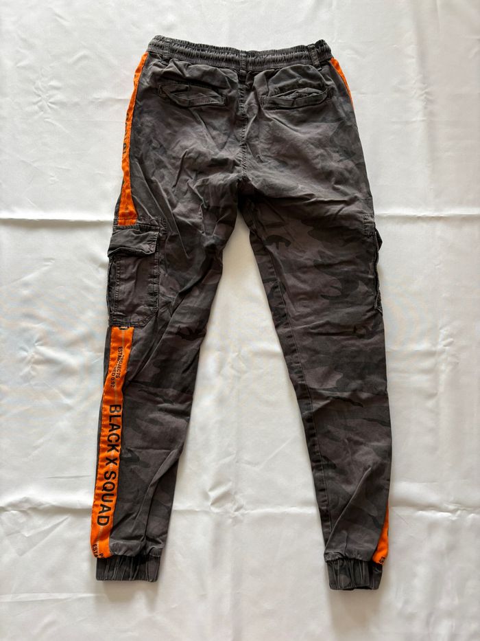 Cargo à motif militaire avec bandes oranges - SMOG - XS/34 - photo numéro 2