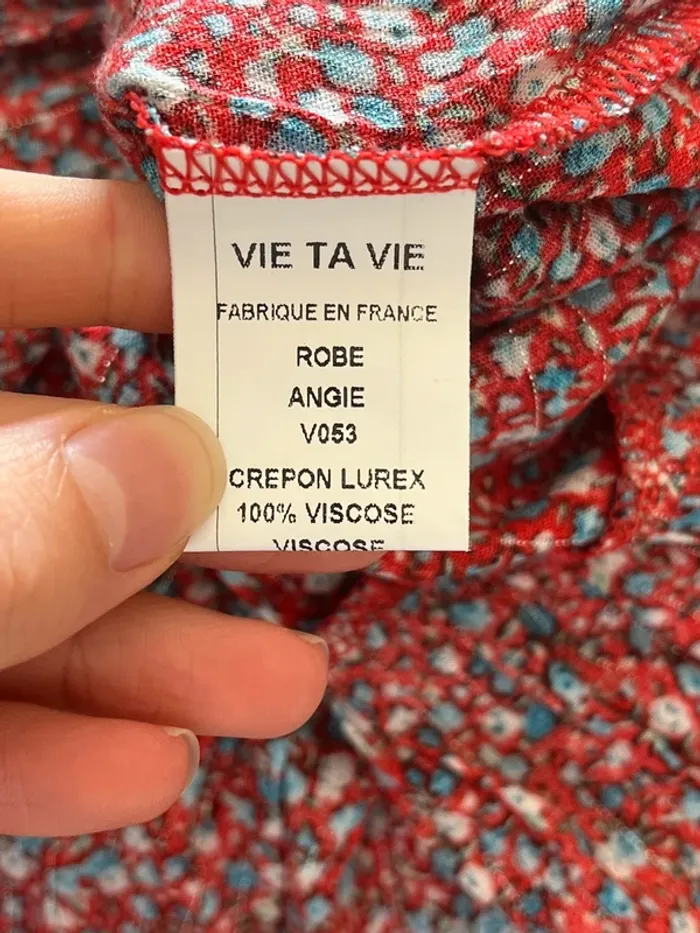 Robe longue à manches longues rouge et fleurie Vie ta vie - photo numéro 10