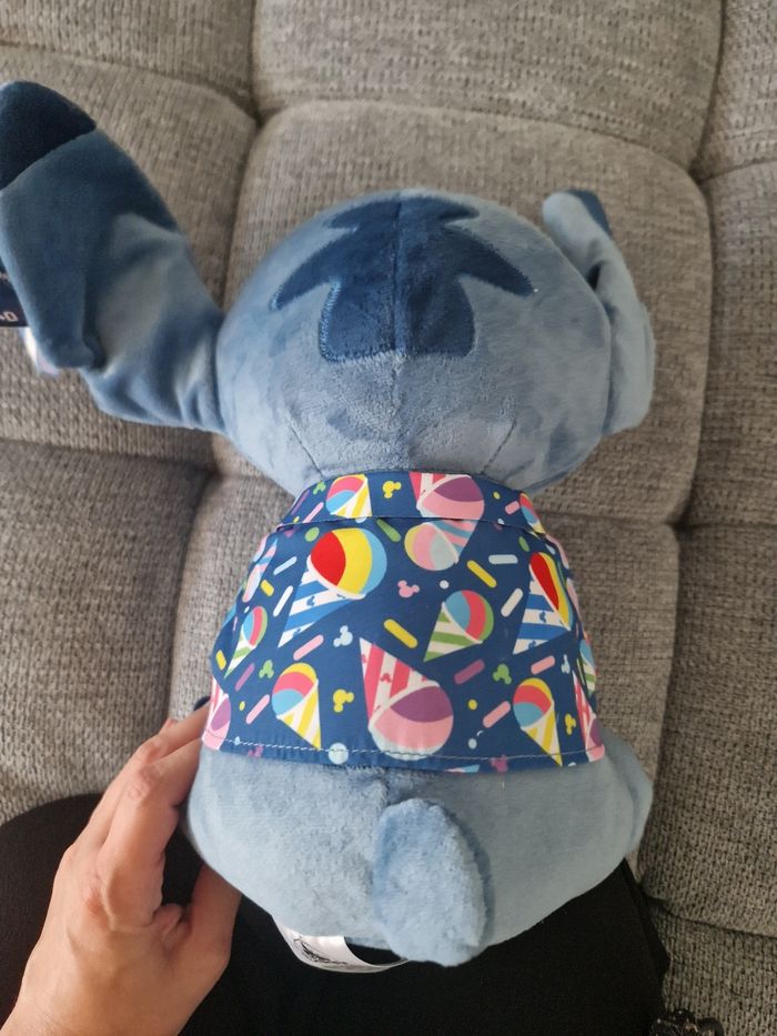 Peluche Stitch édition limitée 7/12 - photo numéro 4