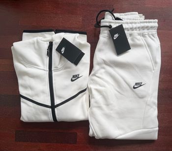 Nike Tech Fleece gris complet Taille M 