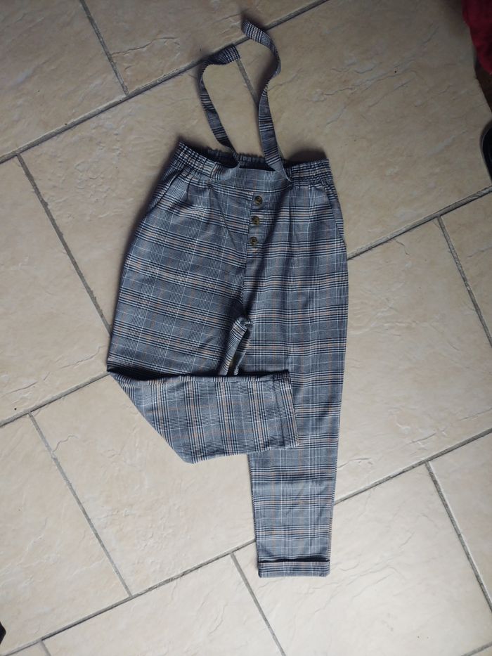 Pantalon court gris 14 ans