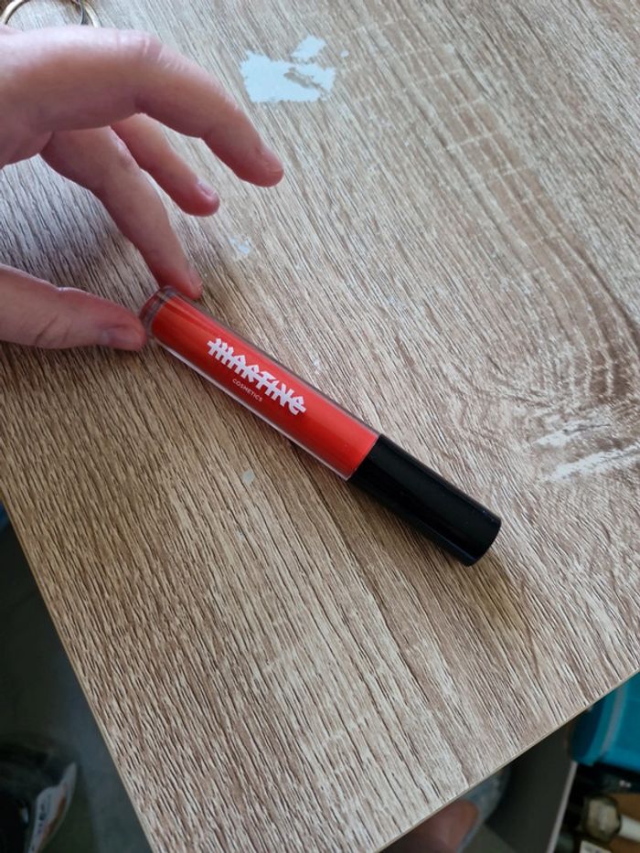 Rouge à lèvres Martine cosmétiques