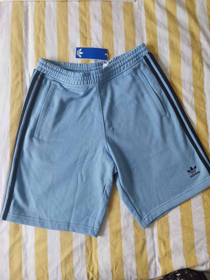 Short Adidas