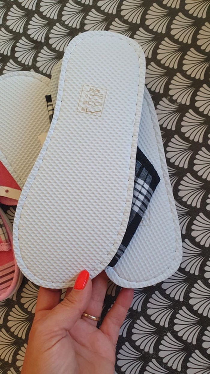2 paire de chaussons claquettes taille 36-37 - photo numéro 5