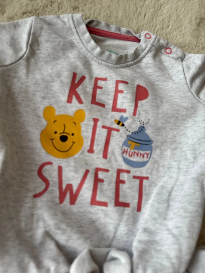 Ensemble Disney baby filleWinnie l’ourson -12-24 mois- très bon état - photo numéro 2