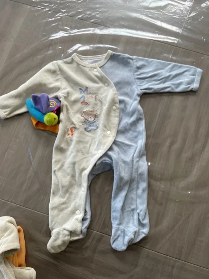 Lot de 4 pyjamas 3 mois - photo numéro 3