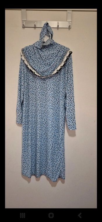 Robe de prière fille neuf