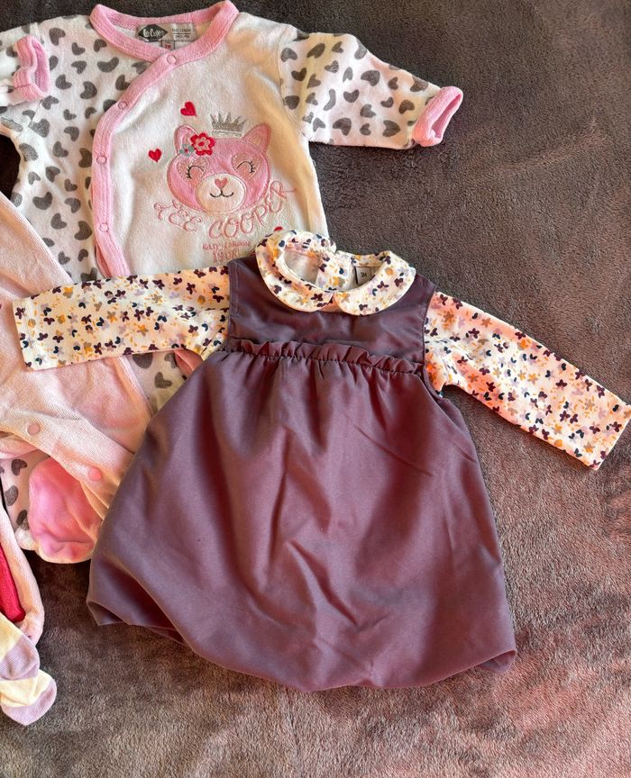 Lot bébé fille 3 mois - photo numéro 3