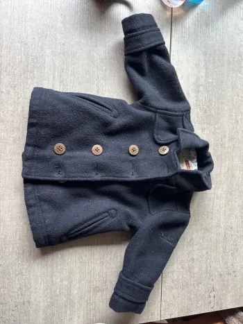Gabardine levi’s 6 mois