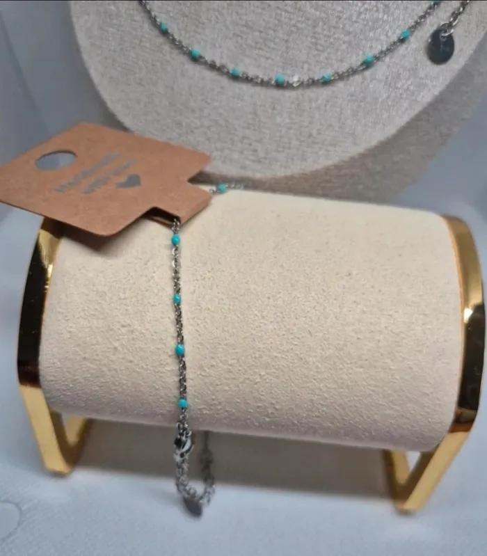 Parure de 2 bijoux : 1 collier et 1 bracelet argenté en acier inoxydable perles turquoises - photo numéro 4