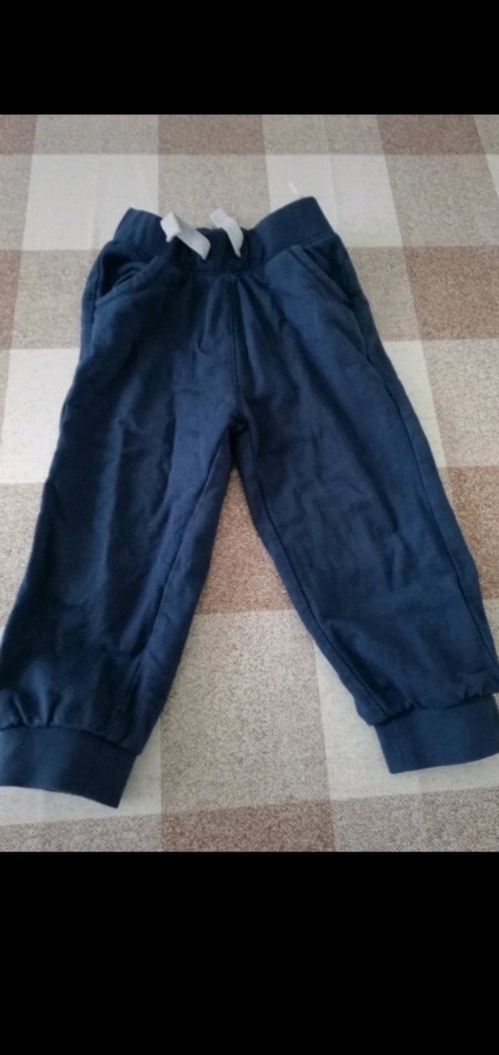 Bas de jogging 18 mois marine C&A