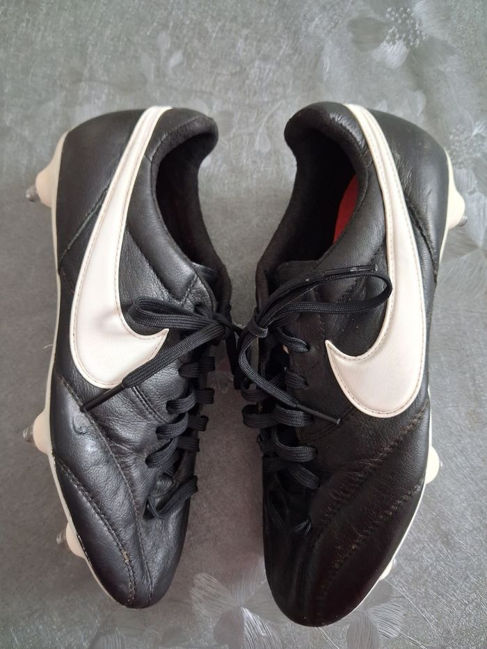 Chaussure de foot T 39 - photo numéro 2