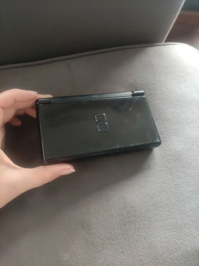 Nintendo ds lite noire - photo numéro 2
