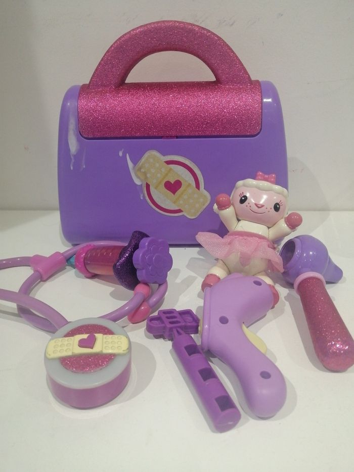 Mallette du docteur la peluche