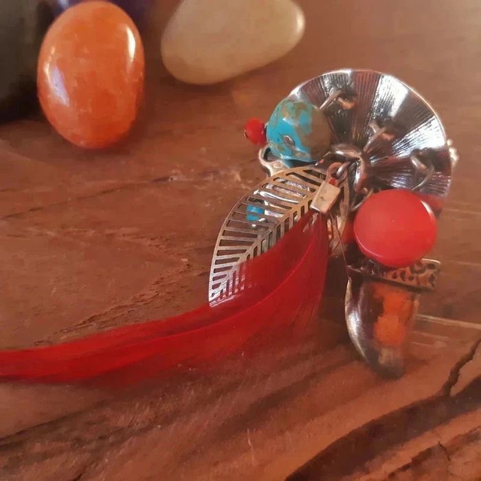 Bague fantaisie originale ethnique breloque