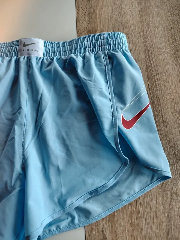 Short Running Nike Dri-Fit Race W - photo numéro 3