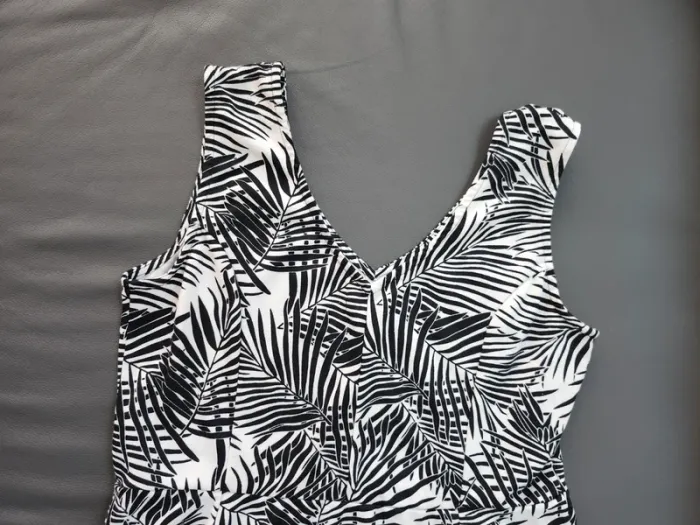 Robe femme feuilles noire et blanche women only taille xl - photo numéro 13