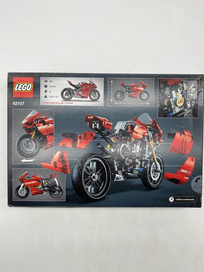 Lego Technic Ducati Panigale V4 R - photo numéro 2