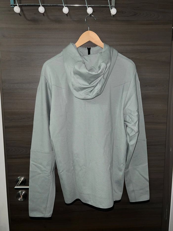 Haut de survêtement Nike taille M à capuche - photo numéro 5