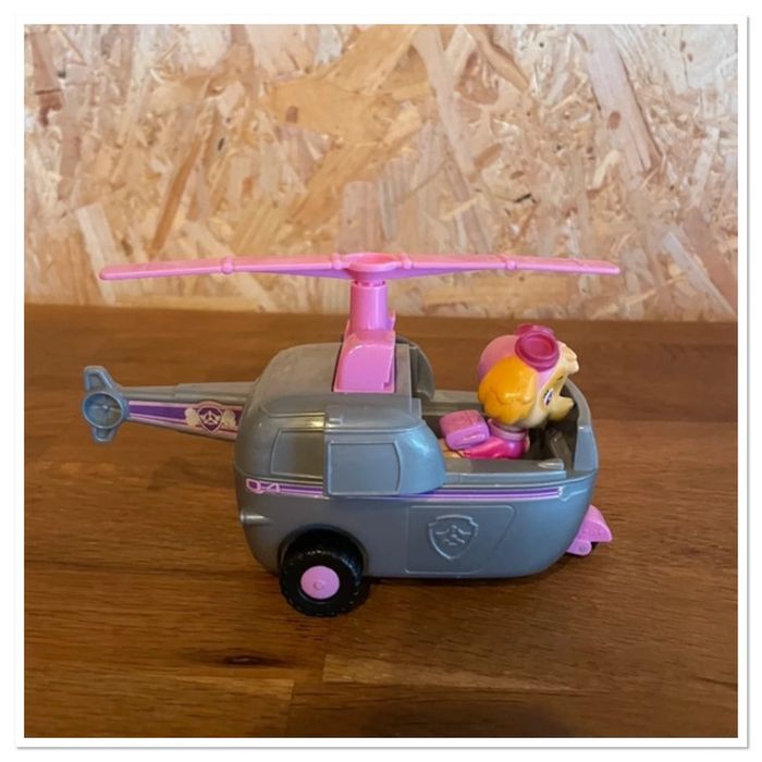 Idée cadeau 🎁 figurine Stella et son véhicule de la Pat Patrouille - photo numéro 9