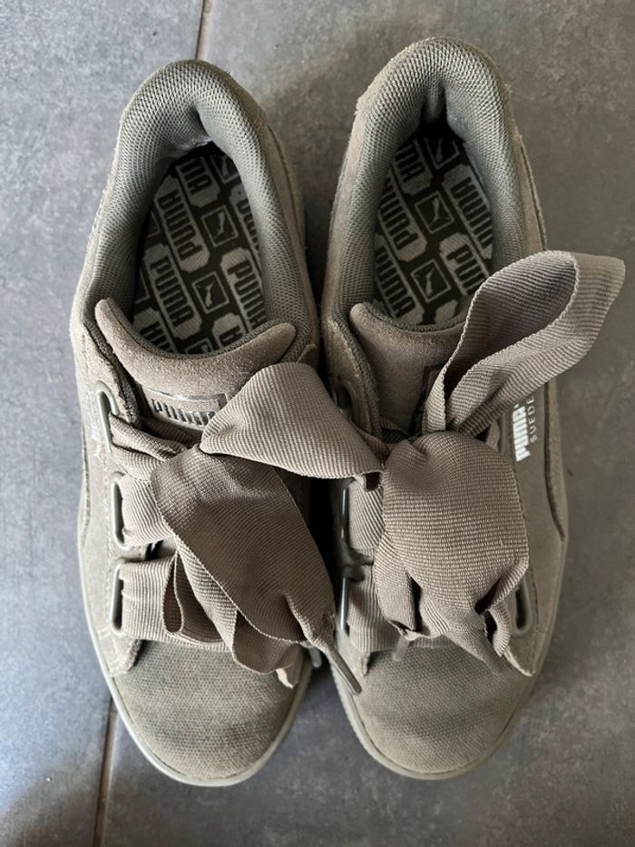 Basket Puma Suede Heart Pebble Wn'sh grise taille 36 - photo numéro 3