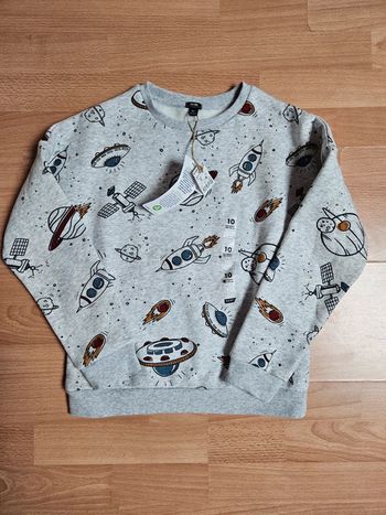 Pull 10 ans neuf espace