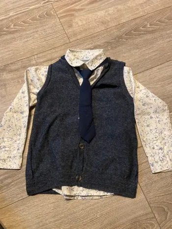 Ensemble chemise gilet cravate garçon