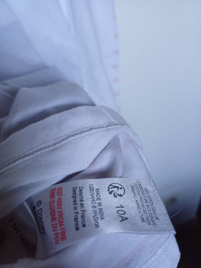 Lot de 2 chemises de nuit Disney store en 10 ans - photo numéro 7