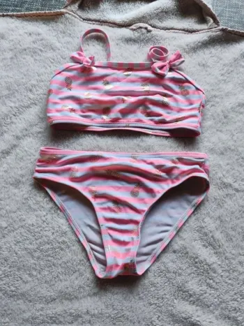 Maillot de bain 2 pièces rose blanc ananas doré Primark 5/6 ans