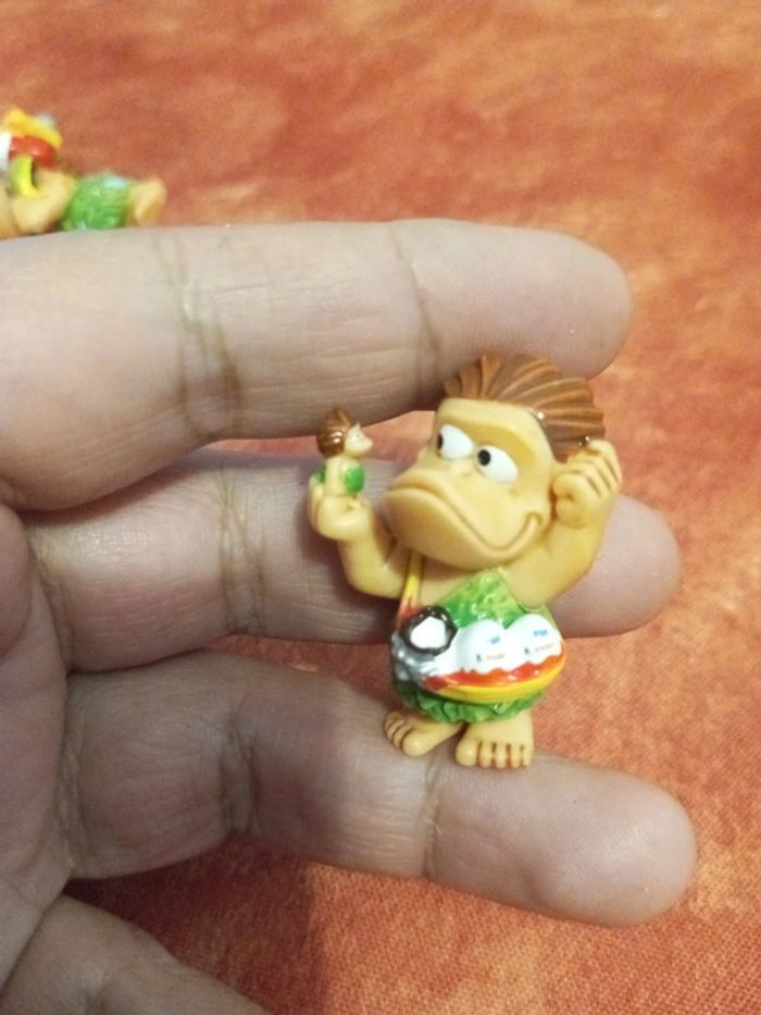 Lot de 9 figurines Cromignons, Kinder surprise - photo numéro 7